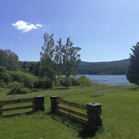 Penzion Tomy Na Plazi * Frymburk